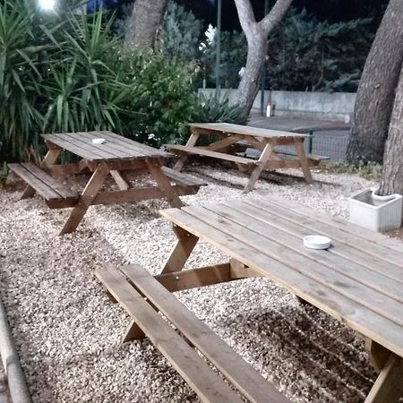 Hotel Parc Azur - Toulon Ollioules Esterno foto