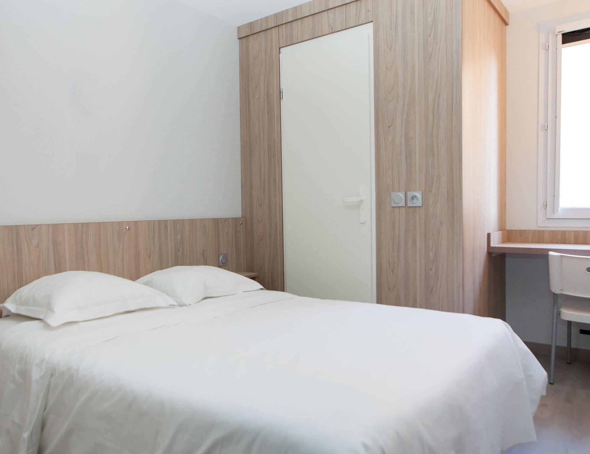 Hotel Parc Azur - Toulon Ollioules Esterno foto
