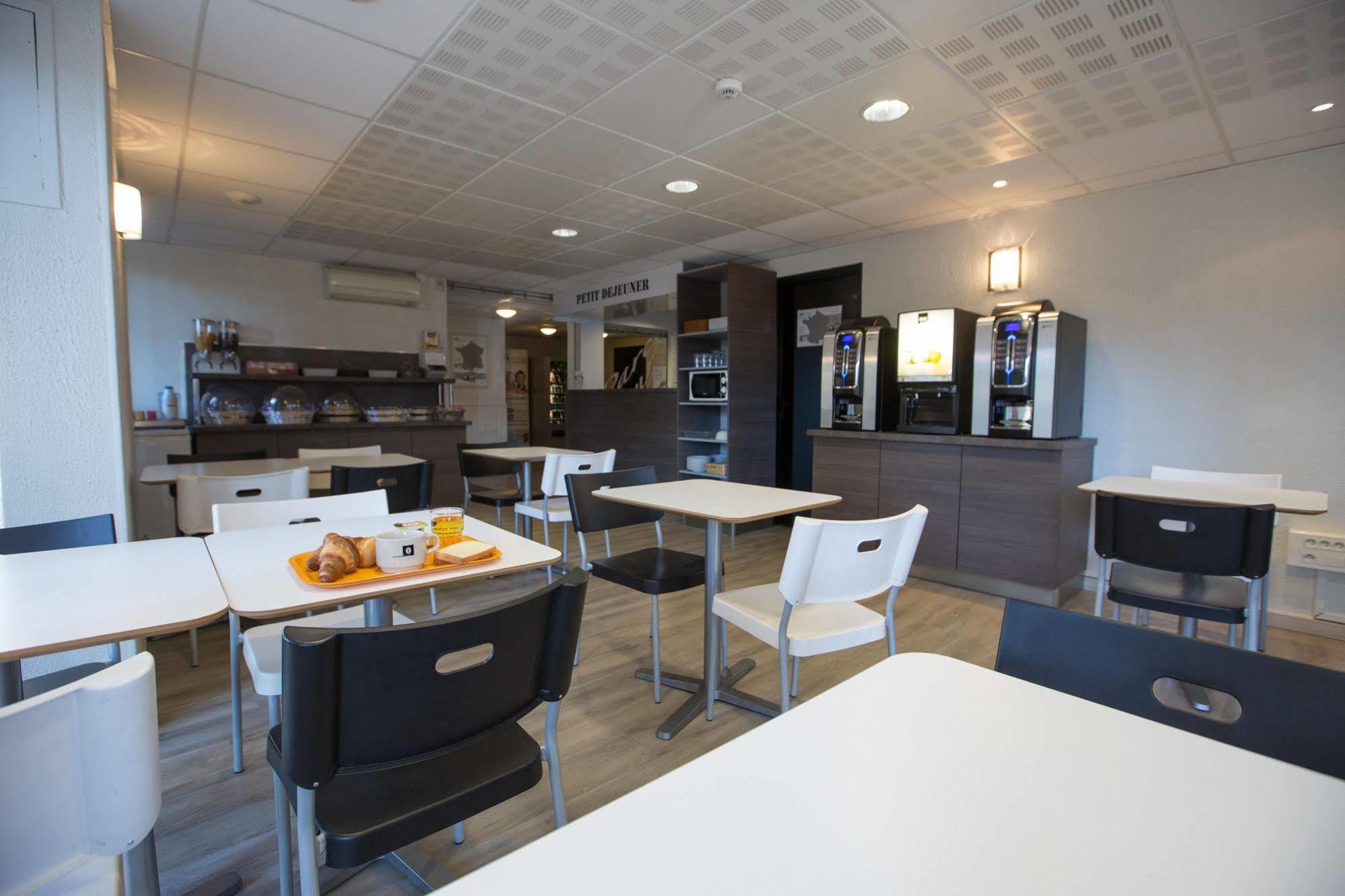 Hotel Parc Azur - Toulon Ollioules Esterno foto
