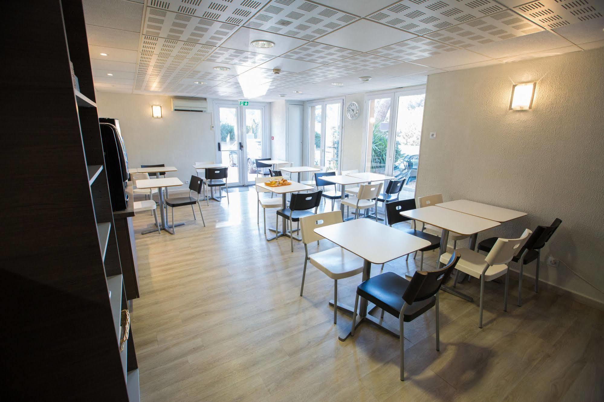 Hotel Parc Azur - Toulon Ollioules Esterno foto